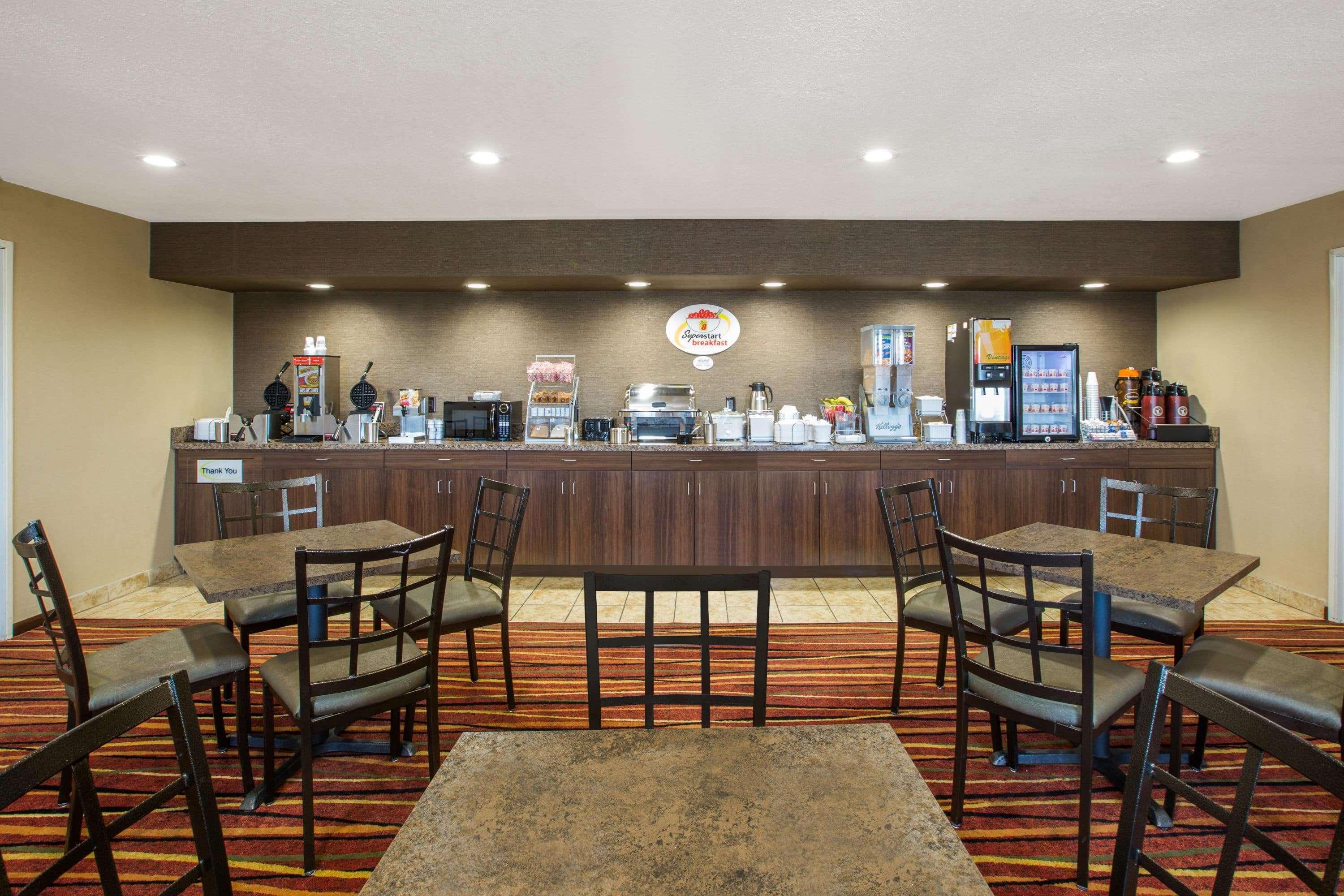Hotel Super 8 By Wyndham Brookings Exterior foto